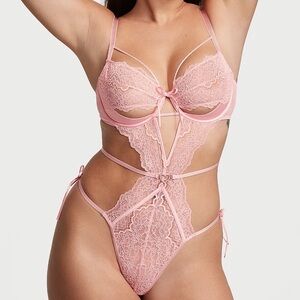 NWT Victoria’s Secret XL Wicked Unlined Shine Heartware Crotchless Teddy Crystal